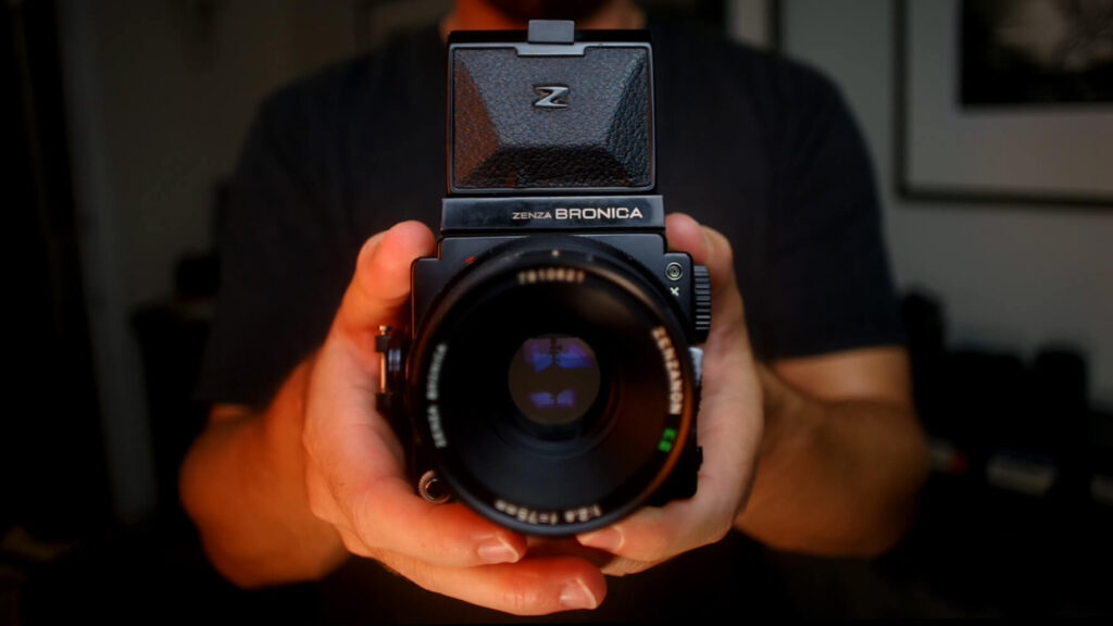 Bronica ETRS front view with waist level finder